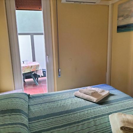 Mae'S Apartment Монтеросо ал Маре Екстериор снимка