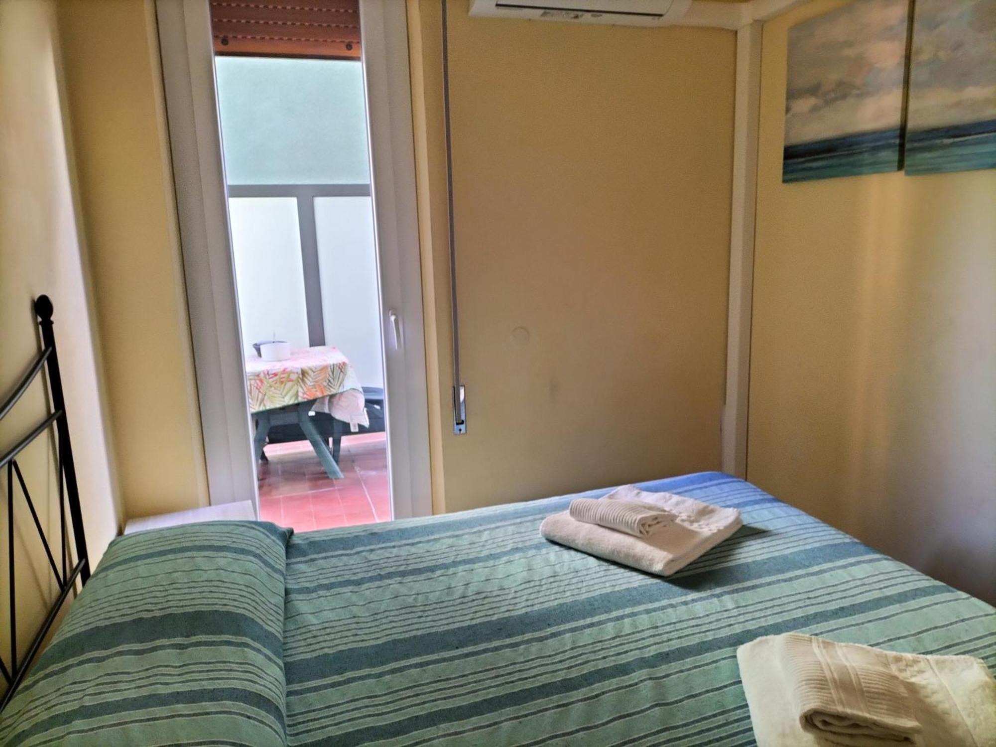 Mae'S Apartment Монтеросо ал Маре Екстериор снимка